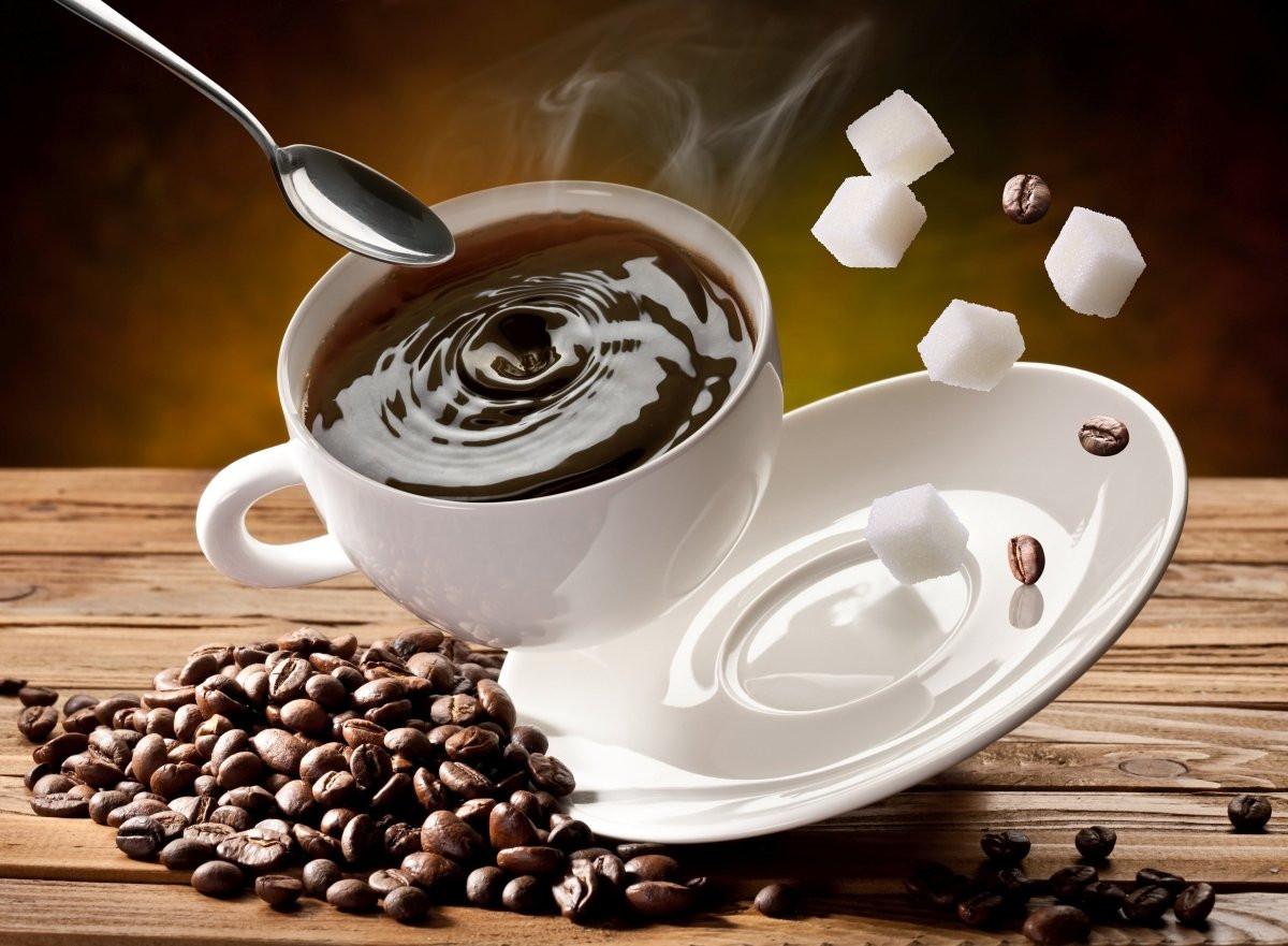 „Floating Coffee“ – Ausdrucksstarkes Wandbild für die Küche - Print Home