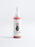 Strahlend glänzende Gesichtsreinigung