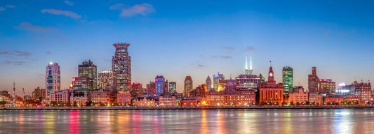 „City Lights“ – XXL Panorama-Wandbild für modernes Wohnen - Print Home