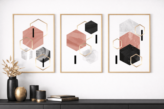 „Blush Geometry“ – Modernes Wandbild-Trio mit Goldakzenten - Print Home