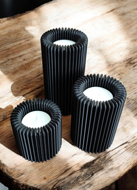 „Ribbed Glow“ – 3er Set Teelichthalter - Print Home„Ribbed Glow“ – 3er Set Teelichthalter235796878Print Home„Ribbed Glow“ – 3er Set Teelichthalter