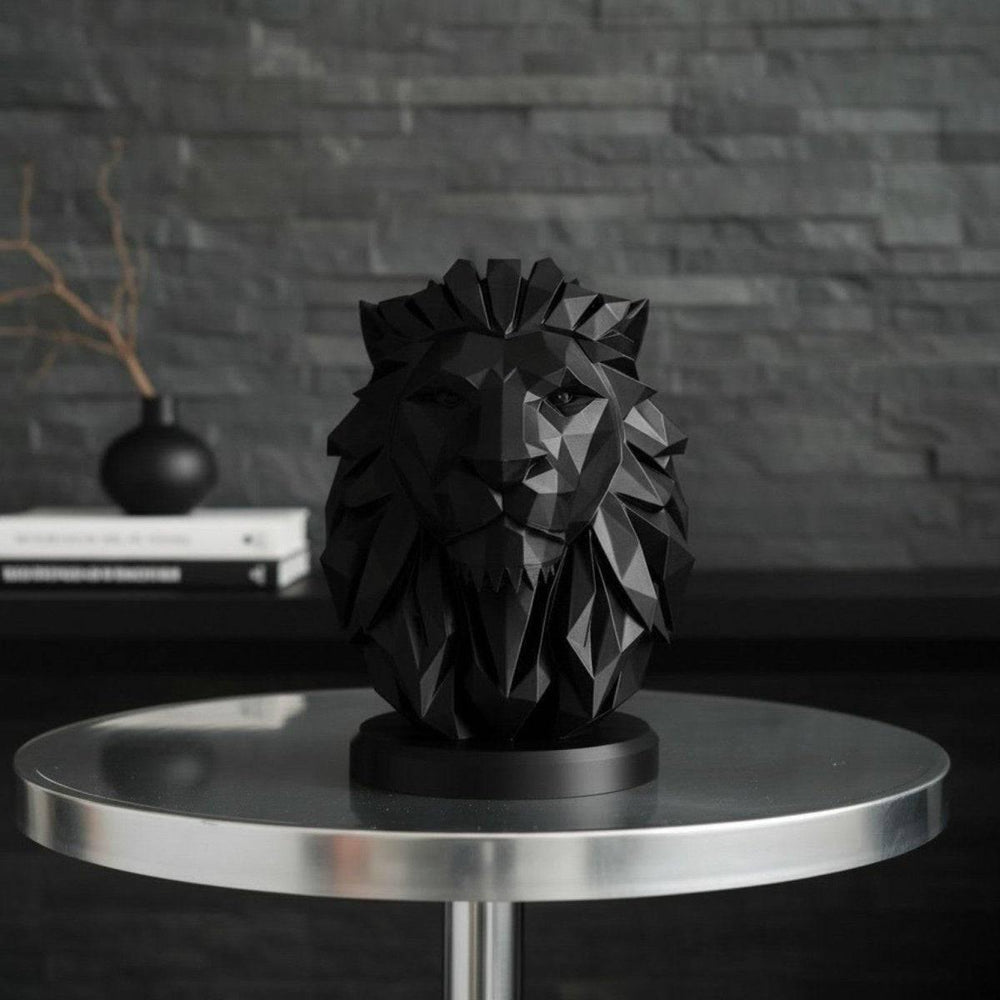 OLE – Moderne Löwen Büste in Schwarz oder Weiß | Design Dekofigur - Print Home